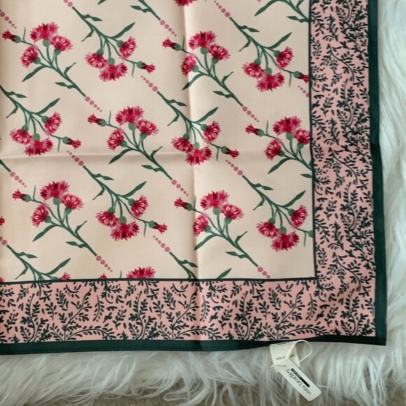 VERA BRADLEY Carnations Ivy Scarf in Bachelor's Buttons Pink - Picture 2 of 3